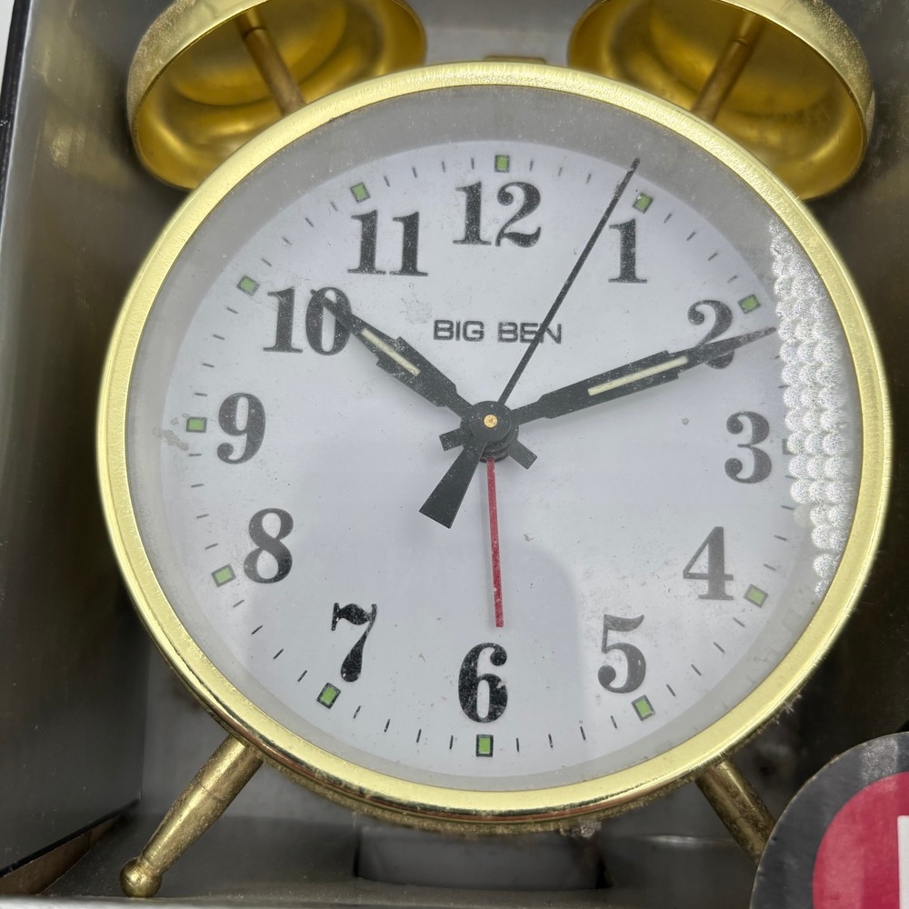 Big Ben Twin Bell Alarm Clock Loud Bell Alarm Light On Demand Battery Powered - Picture 3 of 4